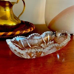 Crystal candy bowl